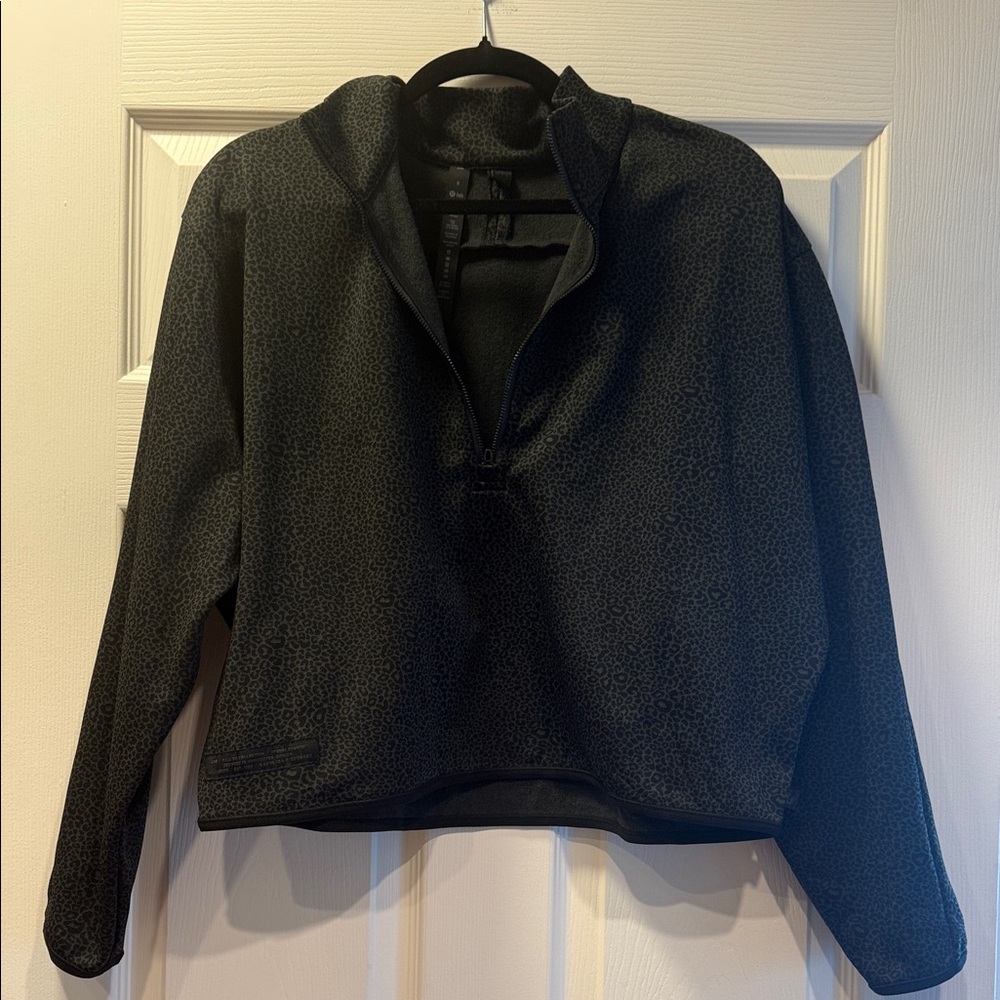 Lululemon black leopard Women's Jacket